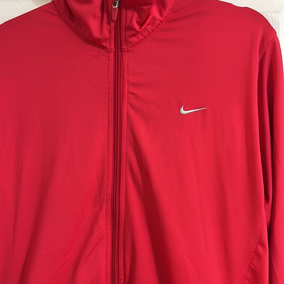 Women’s Nike Pink Jacket - Picture 2 of 6